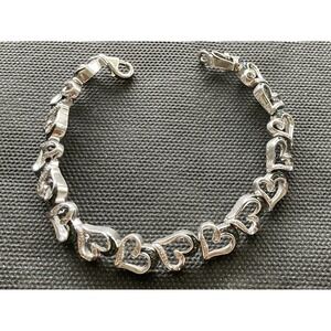 Vintage sterling silver heart bracelet Interlocking Black & White Stones